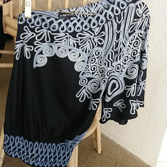 One shoulder blouse - Picture 2 of 2